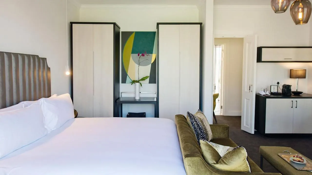 *****  The Manor House At The Queen Victoria Hotel By Newmark Cape Town South Africa