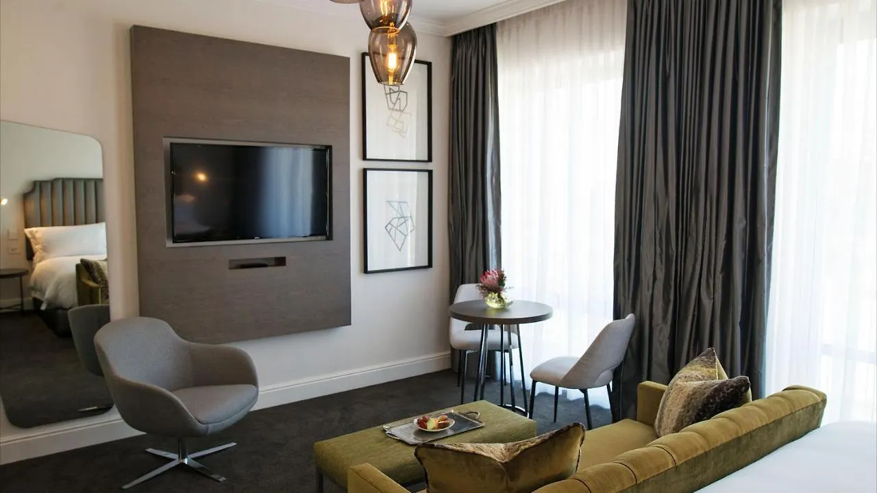 *****  The Manor House At The Queen Victoria Hotel By Newmark Cape Town South Africa