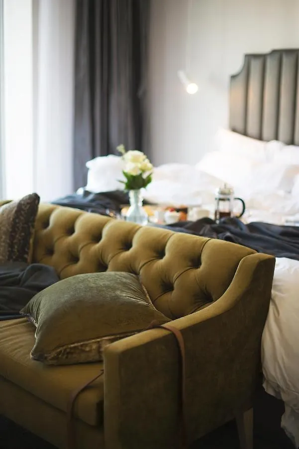 The Manor House At The Queen Victoria Hotel By Newmark Cape Town
